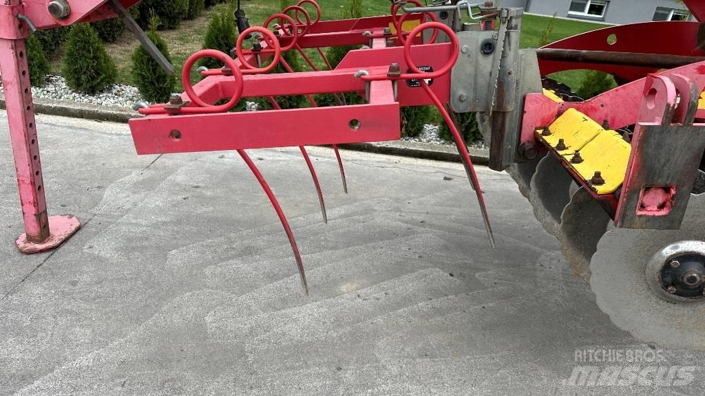 Väderstad Carrier650 Grape cu disc