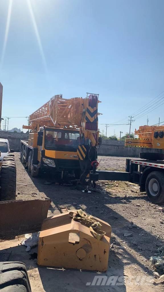 XCMG QY50K Macara teren accidentat