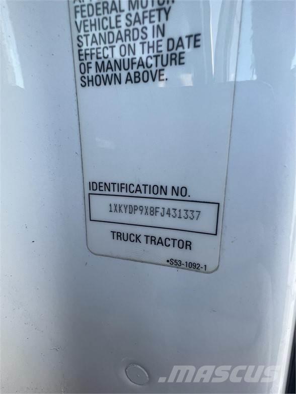Kenworth T680 Autotractoare