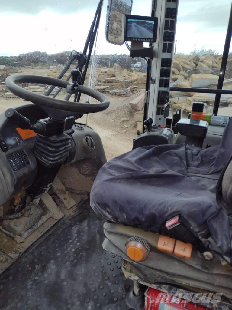 Volvo L 70 F Incarcator pe pneuri