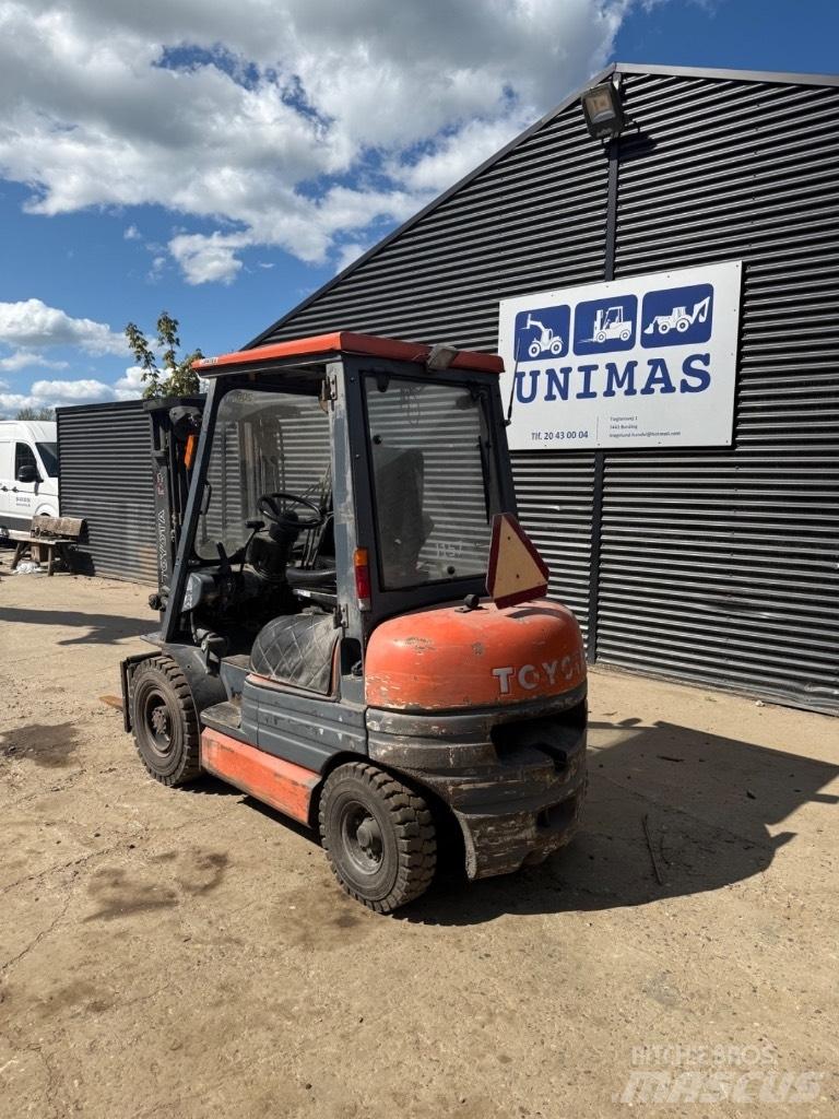 Toyota FD 25 Stivuitor diesel