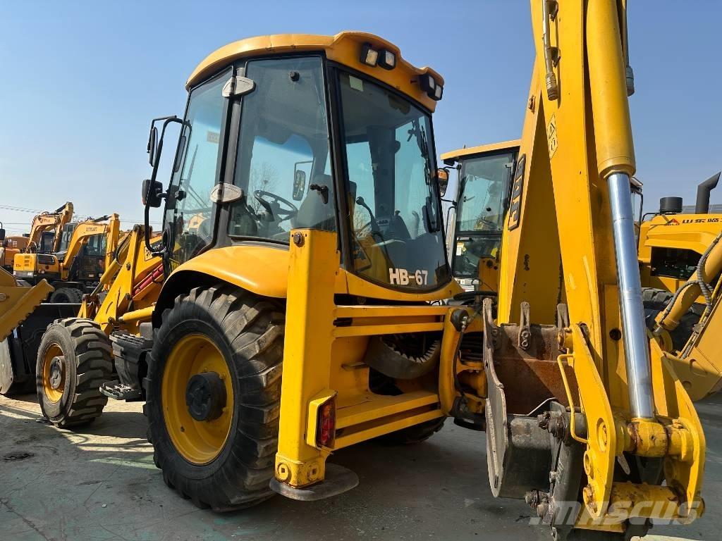 JCB 3 XC Buldoexcavatoare