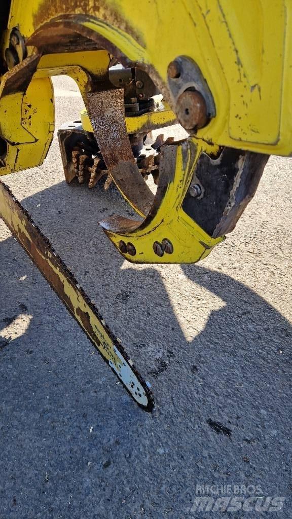 John Deere 1270 G Combine forestiere