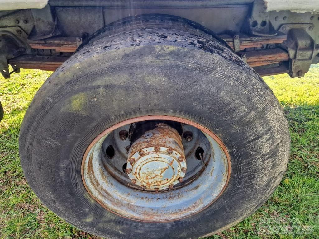 Volvo N 10 Autobasculanta