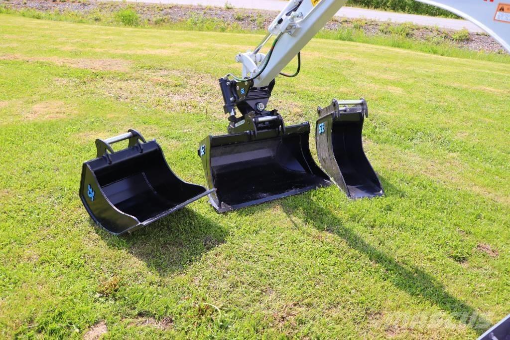 Takeuchi TB210R Mini excavatoare < 7t