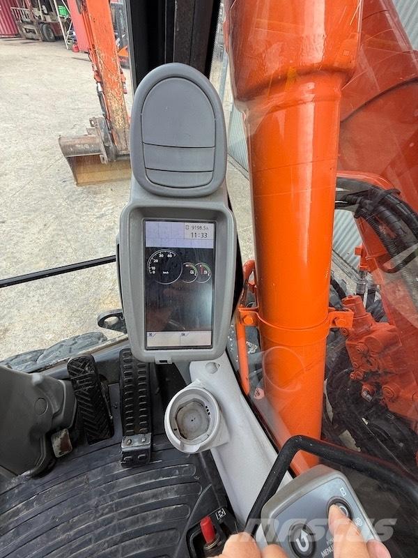 Hitachi ZX 140 W-5 Excavatoare cu roti