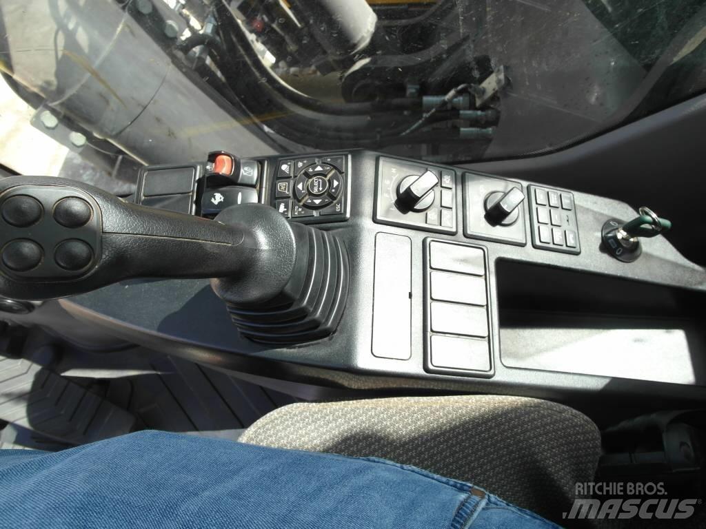 Volvo EC 220 EL Excavatoare pe șenile
