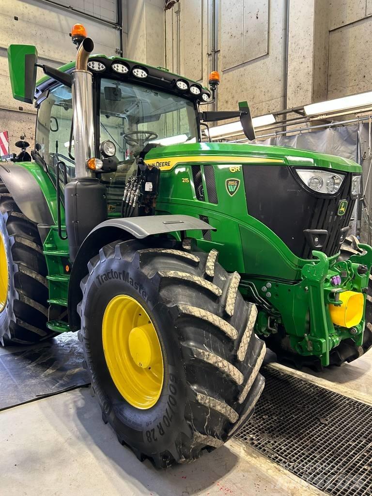 John Deere 6R 215 Tractoare