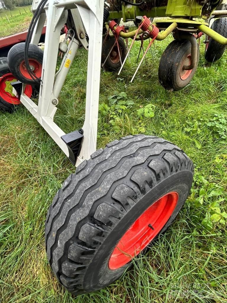 CLAAS VOLTO 1100T Greble