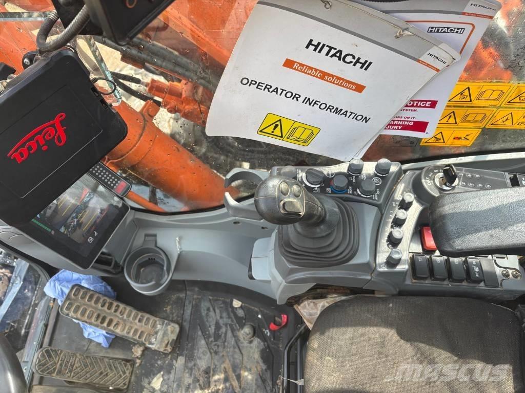 Hitachi ZX 155 W-7 Excavatoare 7t - 12t