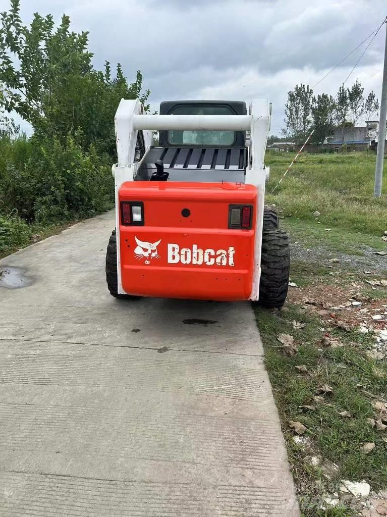 Bobcat S 300 Mini incarcator