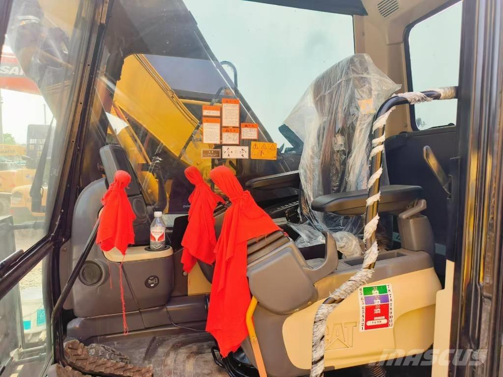 CAT 320 D Excavatoare pe șenile
