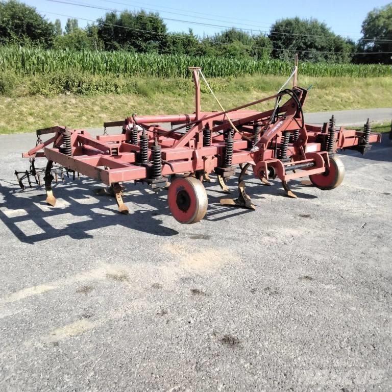 Quivogne CH13V Cultivatoare