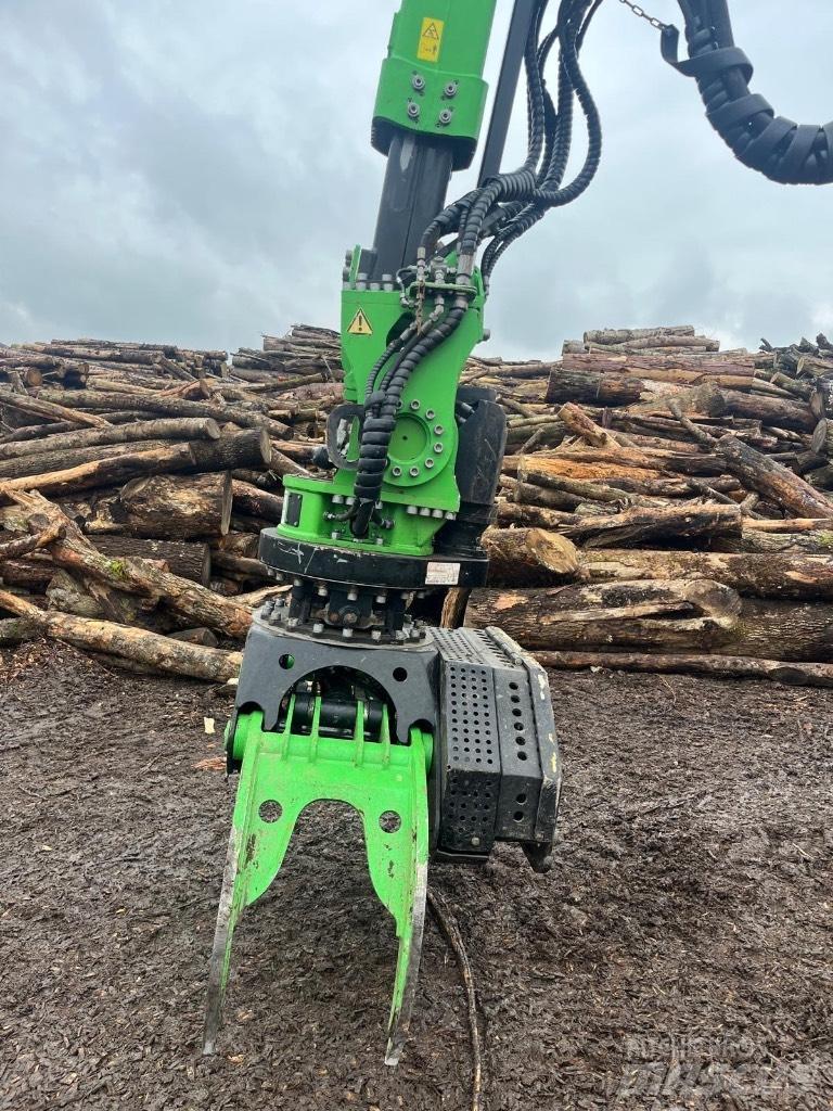 Sennebogen 718E Combine forestiere
