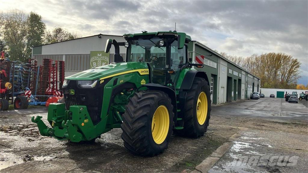 John Deere 8R 370 Tractoare
