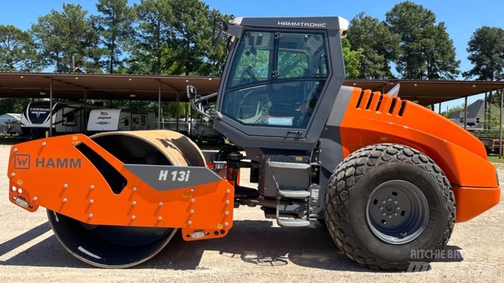 Hamm H13 i Compactoare monocilindrice