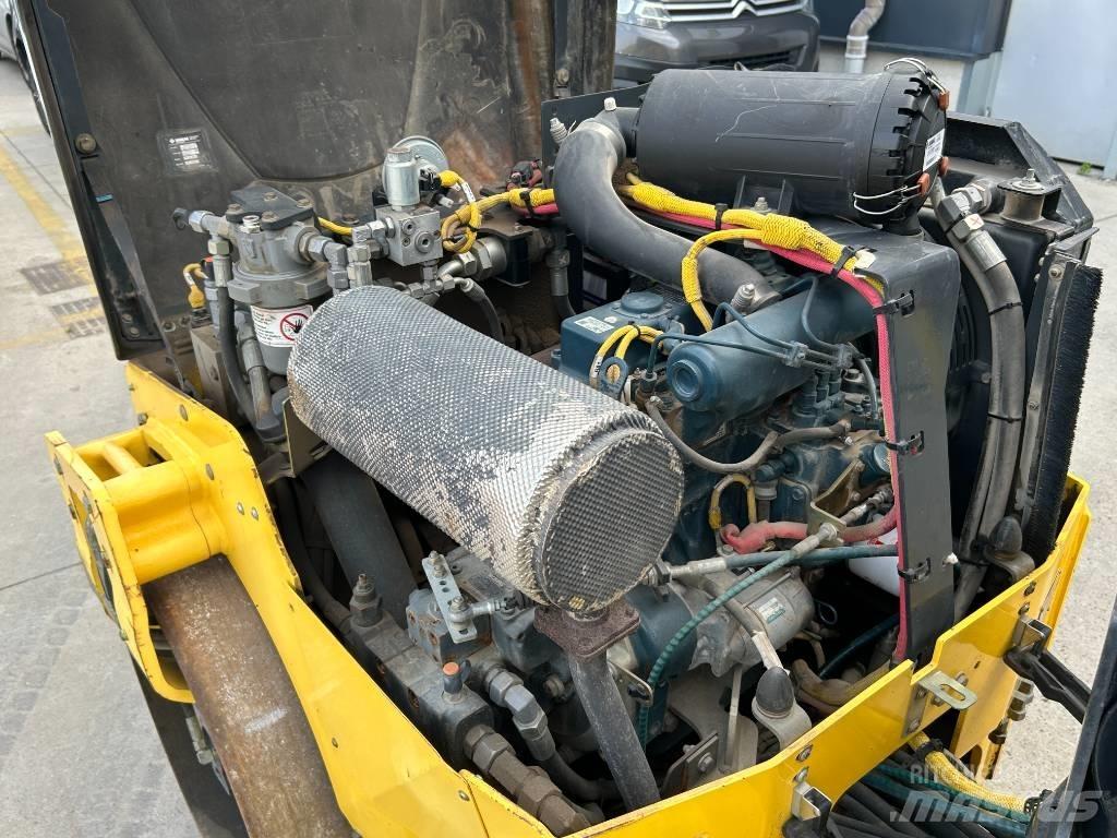 Bomag BW 120 AD-5 Cilindri compactori dubli