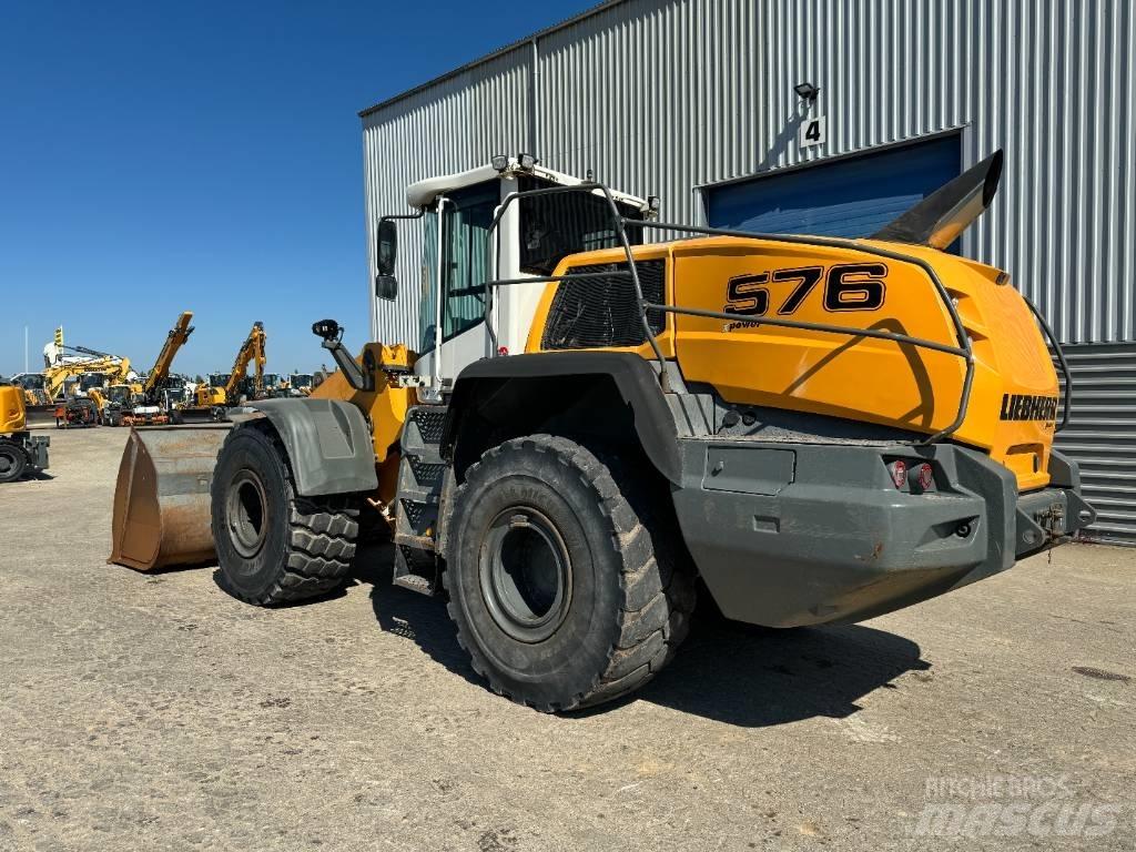 Liebherr L 576 Incarcator pe pneuri