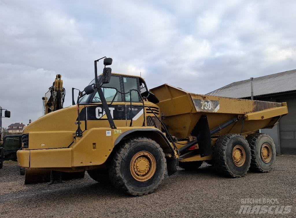 CAT 730 Transportoare articulate