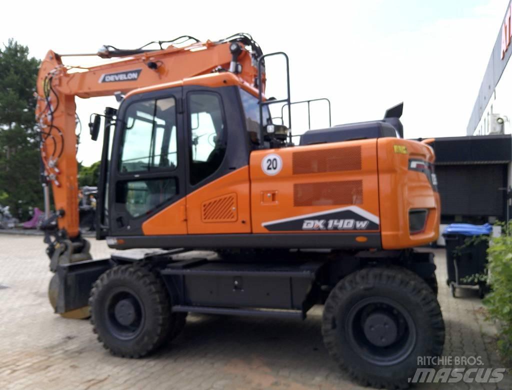 Doosan DX140W-7 Excavatoare cu roti