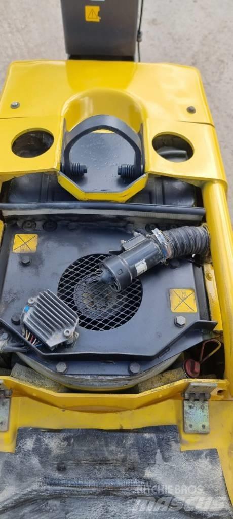 Atlas Copco LH 700 Vibratoare