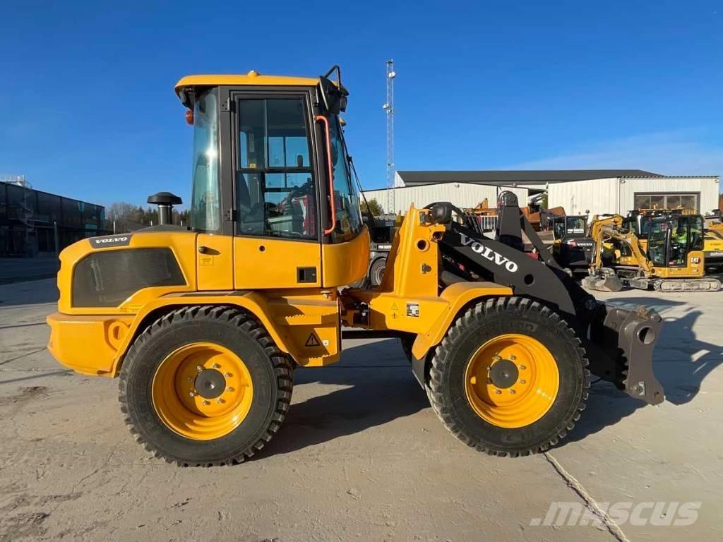 Volvo L35HT Incarcator pe pneuri