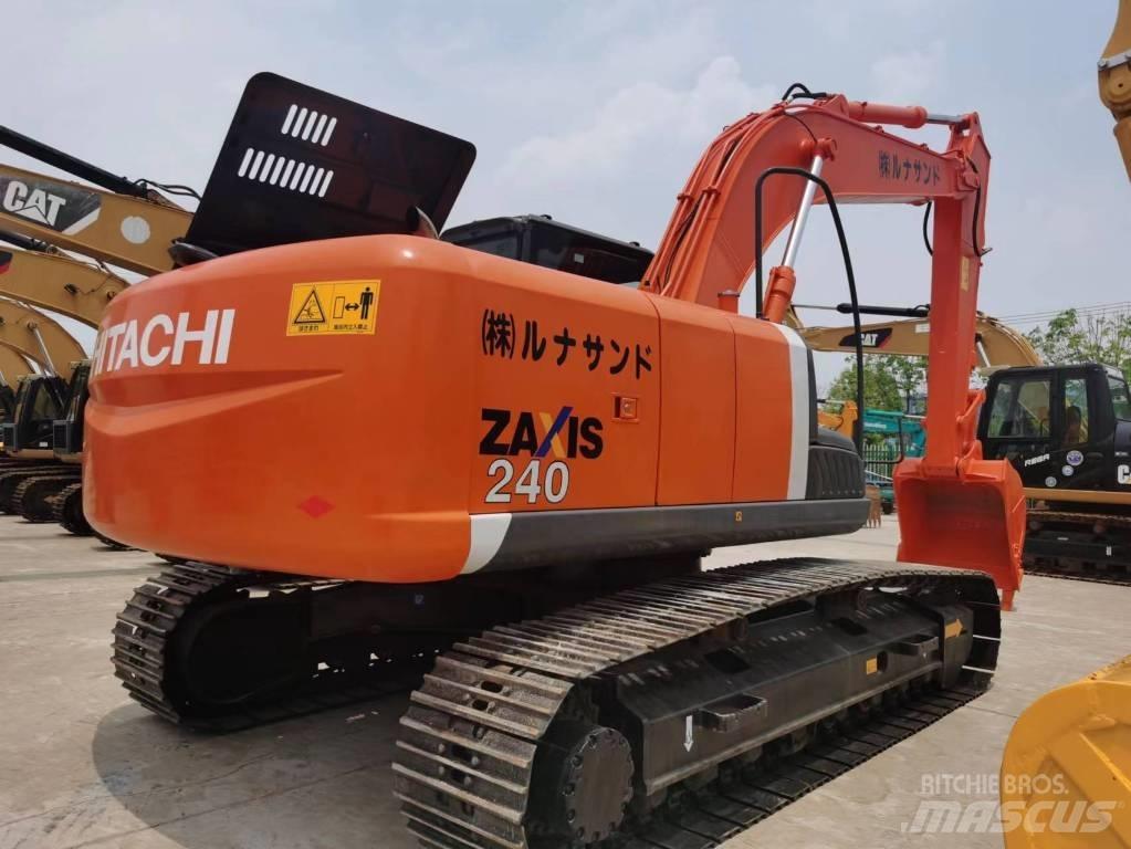 Hitachi ZX 240 Excavatoare pe șenile
