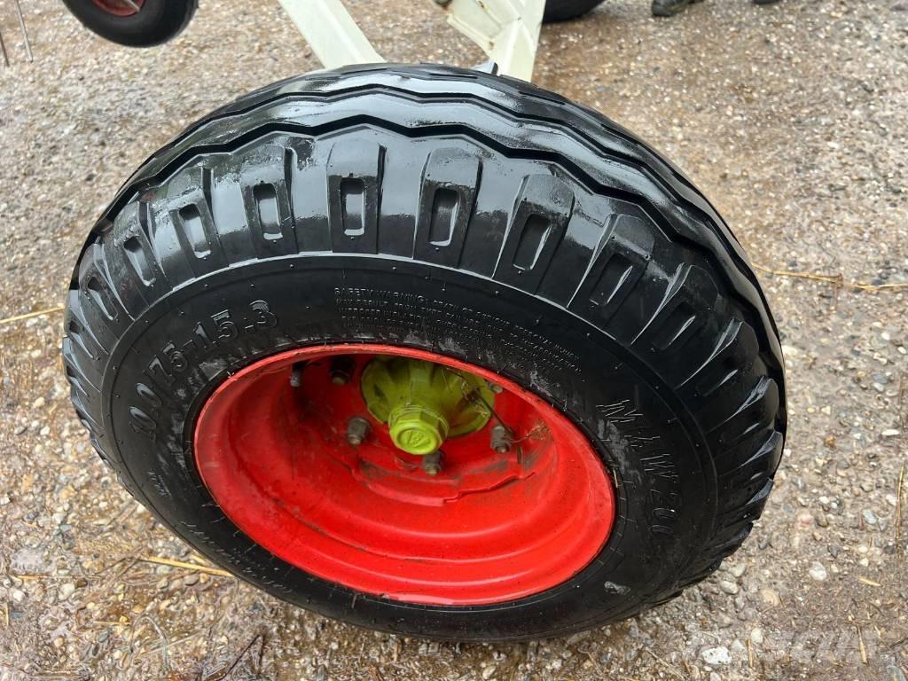 CLAAS Volto 1100 T Greble