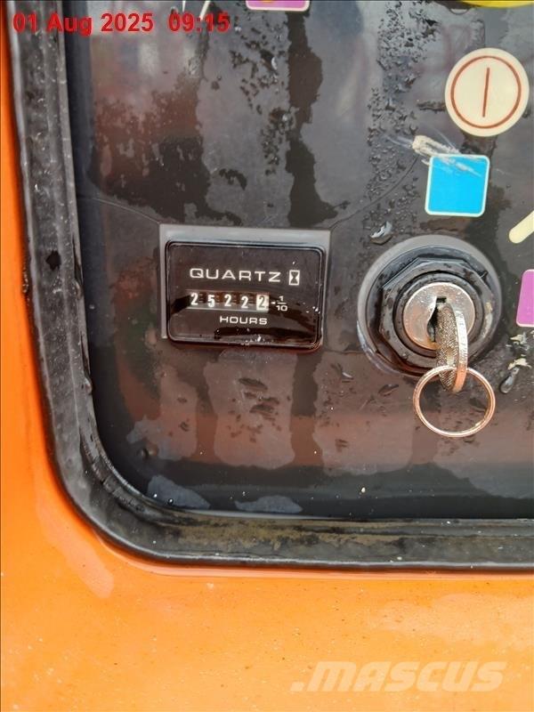 JLG 600 AJ Nacele cu brat articulat