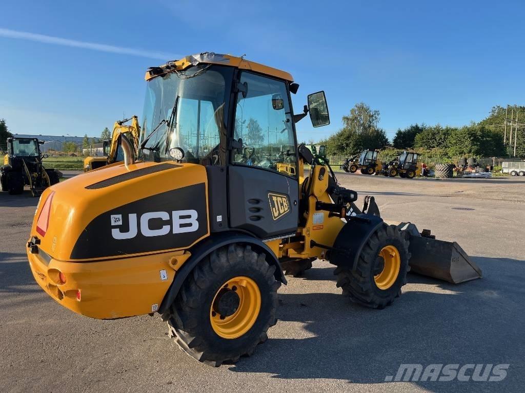 JCB 406 Manipulatoare agricole