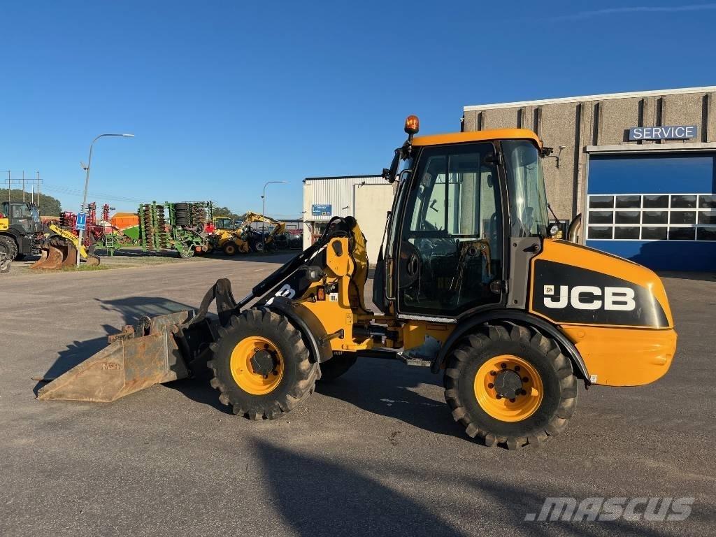 JCB 406 Manipulatoare agricole