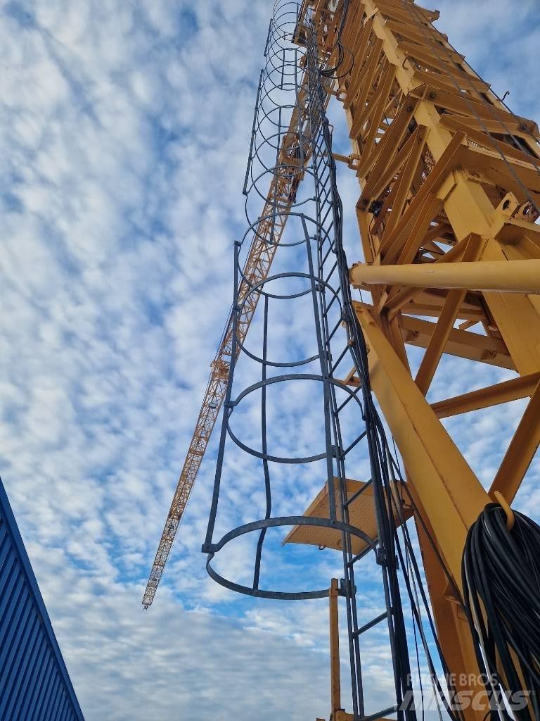 Potain 386B Self erecting cranes