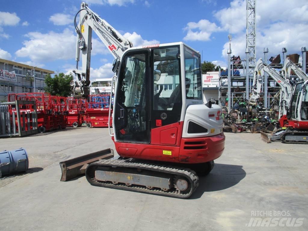Takeuchi TB240 Mini excavatoare < 7t