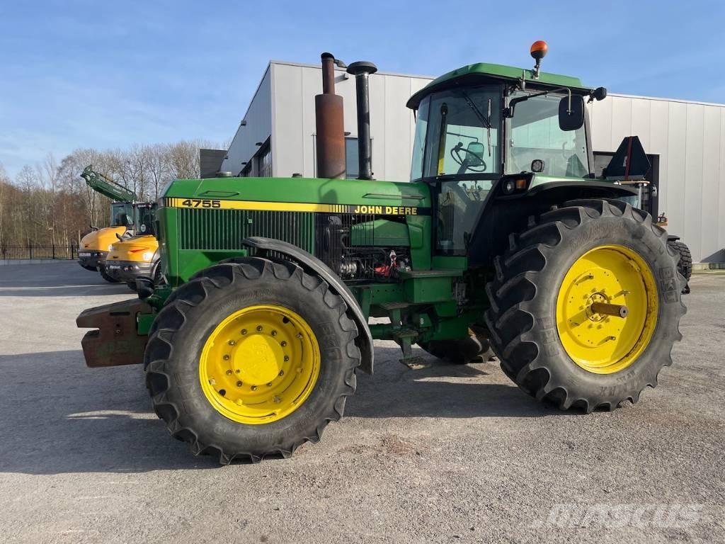 John Deere 4755 Tractoare