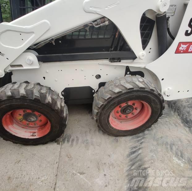 Bobcat S300 Mini incarcator
