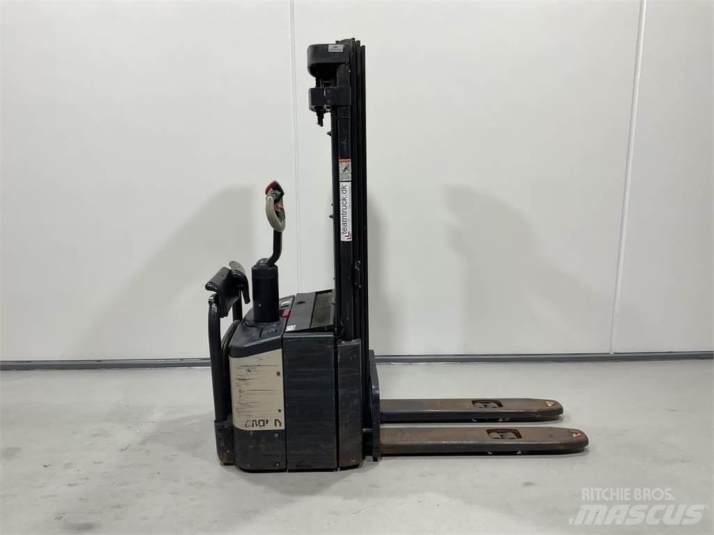 Crown WE2300S Transpaleti autopropulsanti
