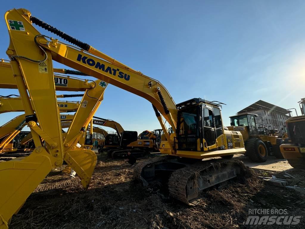 Komatsu PC 210 Excavatoare pe șenile
