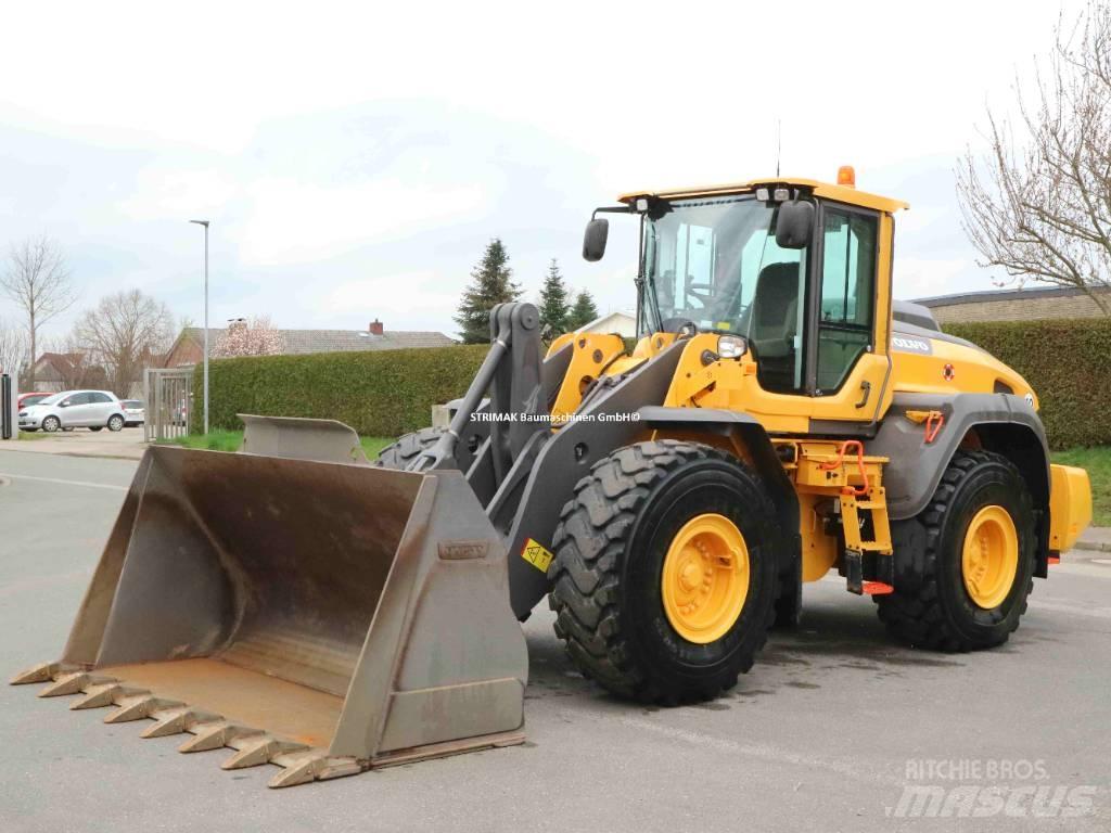 Volvo L 120 H Incarcator pe pneuri