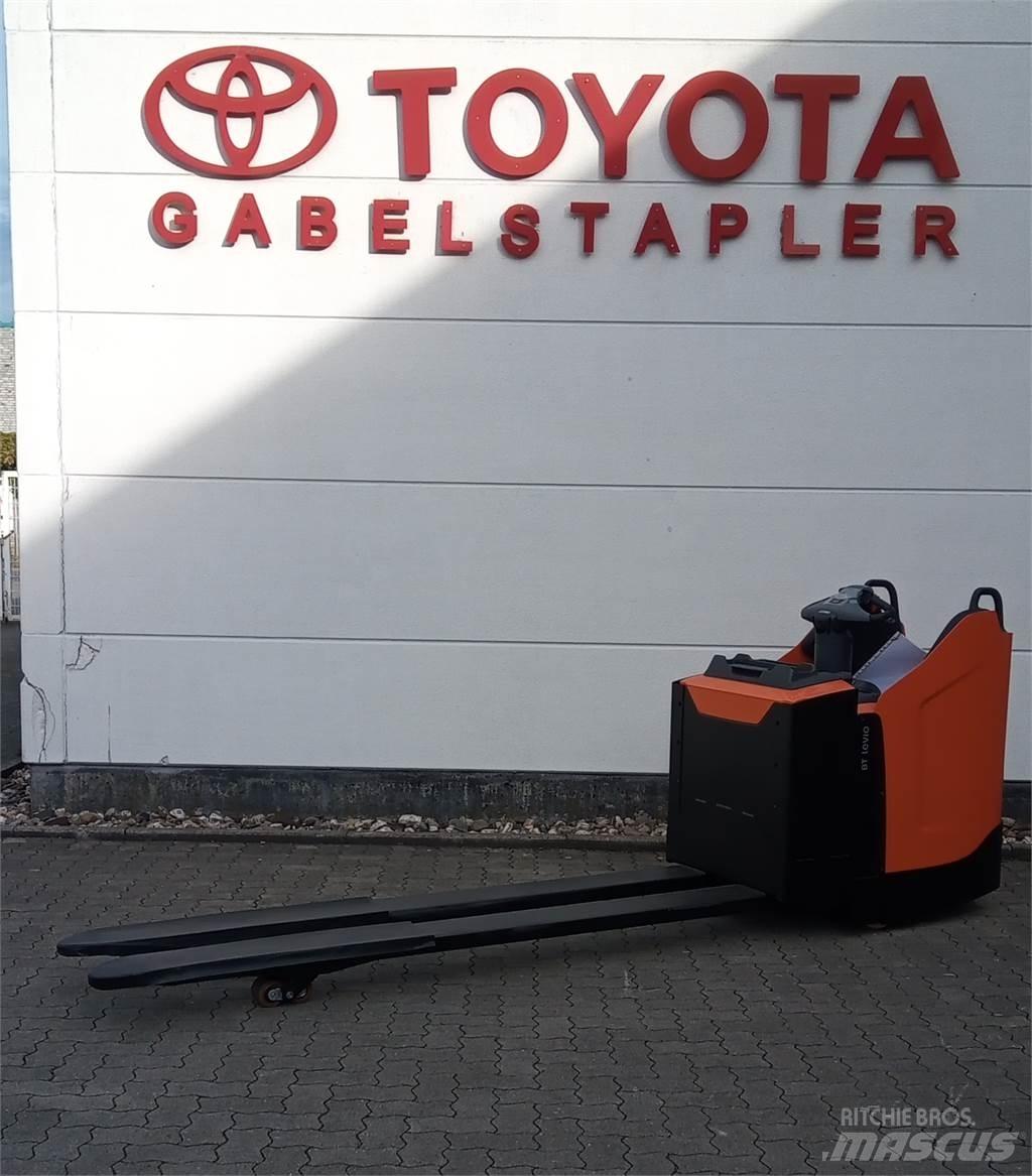 Toyota LPE 250 Transpaleta manuala