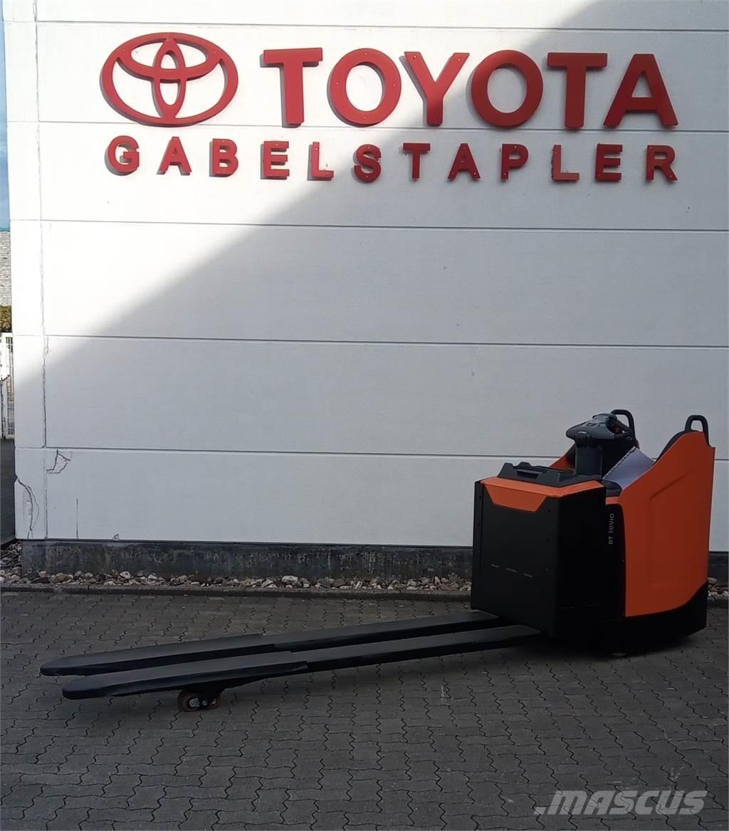 Toyota LPE 250 Transpaleta manuala