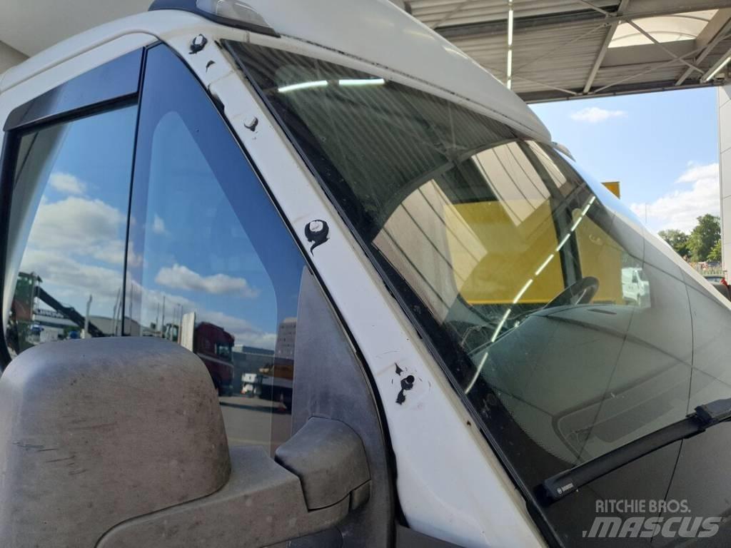 Iveco Daily 35C15 Transportatoare vehicule