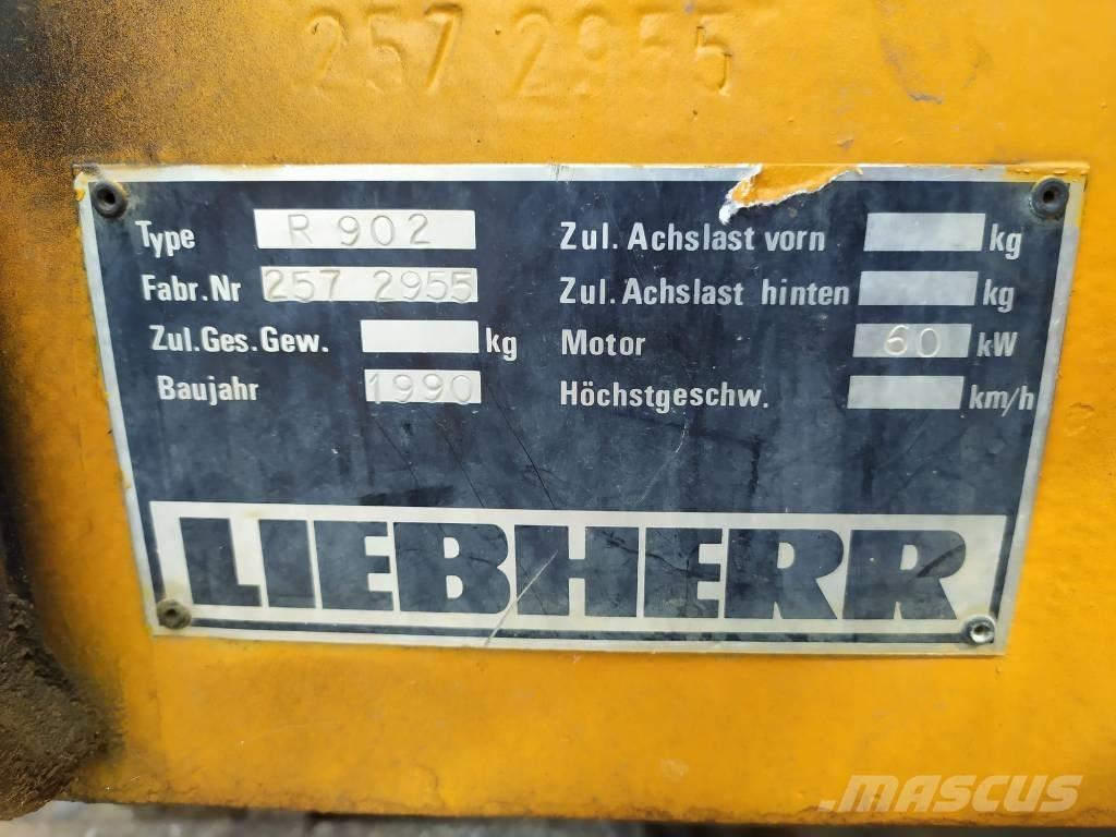 Liebherr 902 Excavatoare pe șenile
