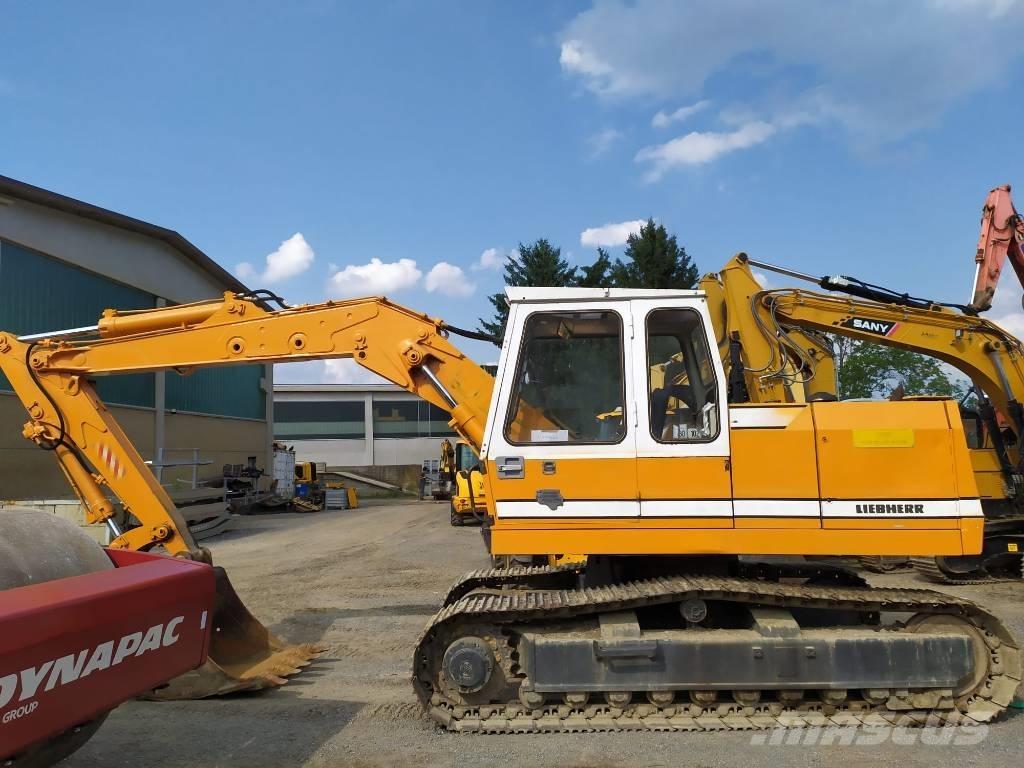 Liebherr 902 Excavatoare pe șenile
