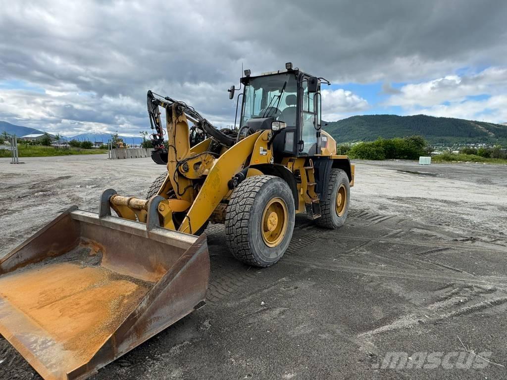 CAT 918 M Incarcator pe pneuri