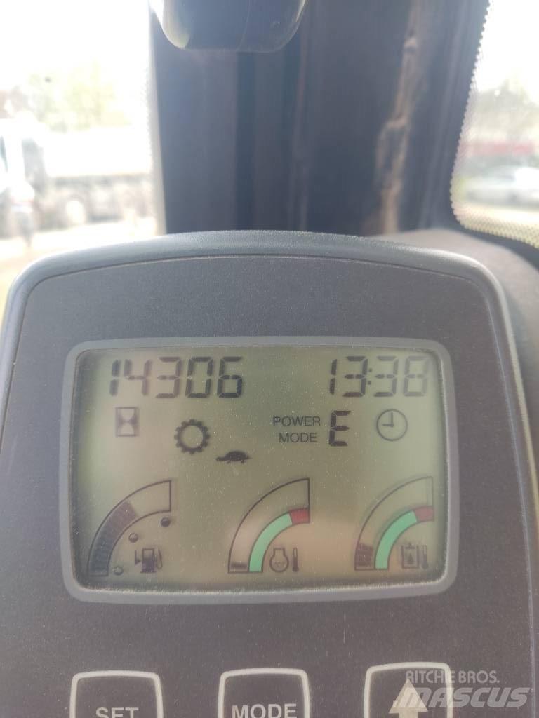 JCB JS 175 W Excavatoare cu roti