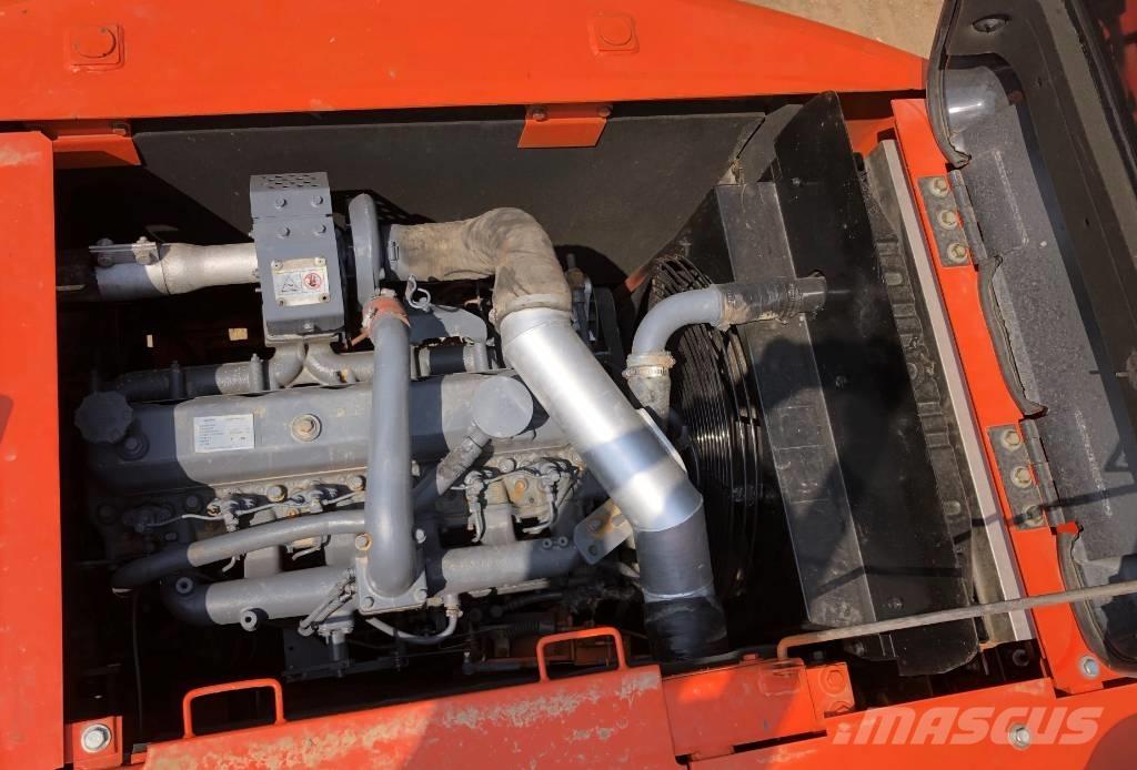 Doosan DX150W Excavatoare pe șenile
