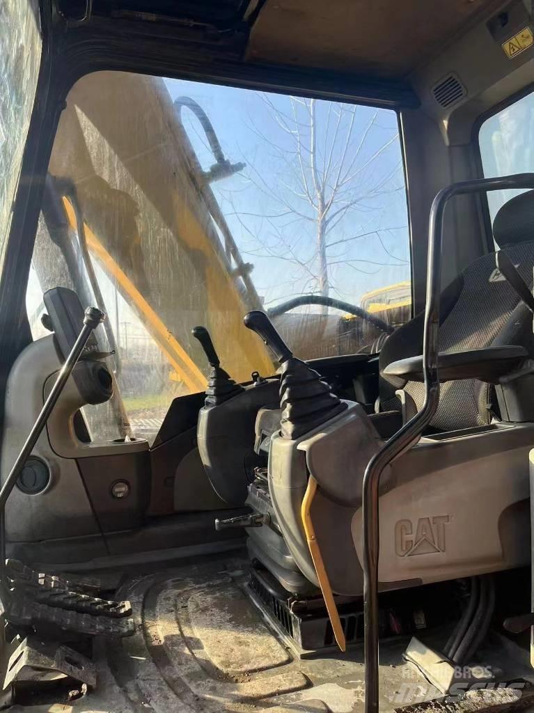 CAT 312d Excavatoare pe șenile

