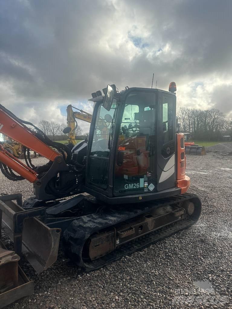 Hitachi ZX 85 USB-6 Excavatoare 7t - 12t