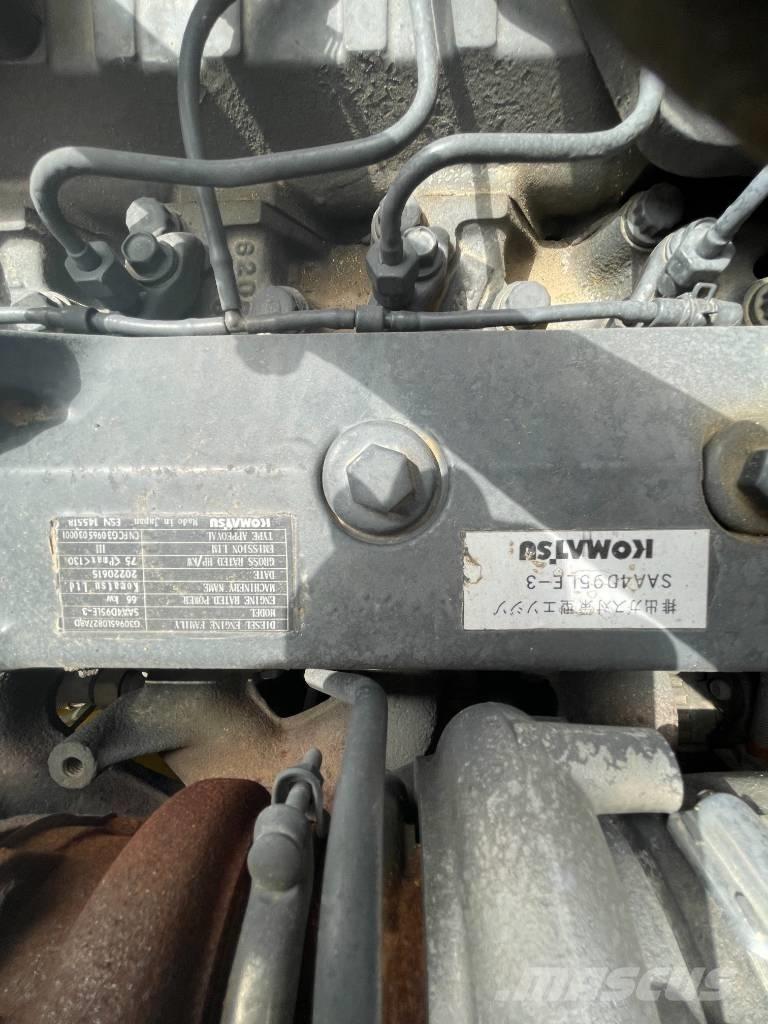 Komatsu PC 130 Excavatoare pe șenile
