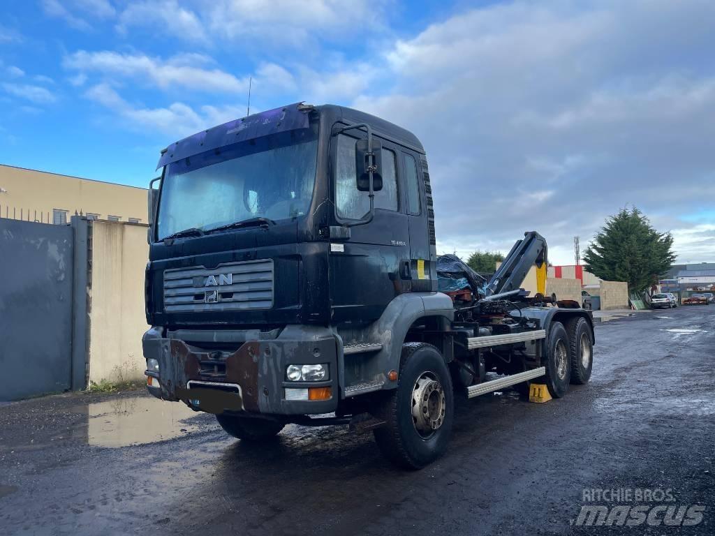 MAN TGA 26.410 Camion cu carlig de ridicare
